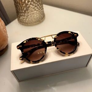 Women’s Krewe sunglasses